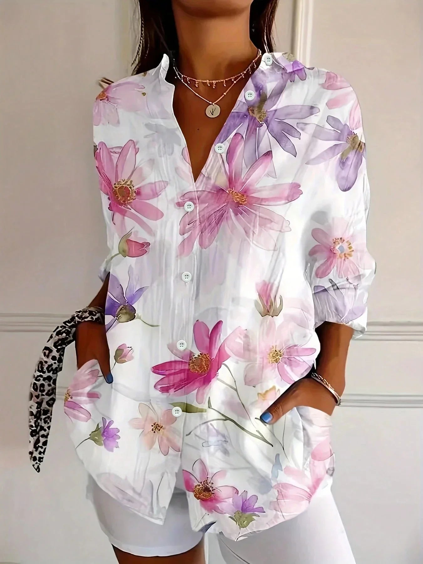 Frankie™ | Colorful Blouse with a Playful Print