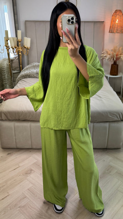 Eleanor™ | 2-Piece Viscose Set with Wide Pants & Flowing Sleeve Top